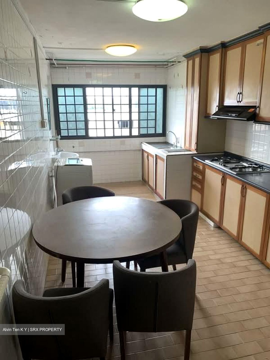 Blk 221 Serangoon Avenue 4 (Serangoon), HDB 3 Rooms #557376551